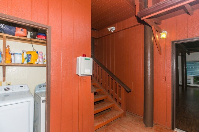 Building Photo - 45-308-308 Kahiko St