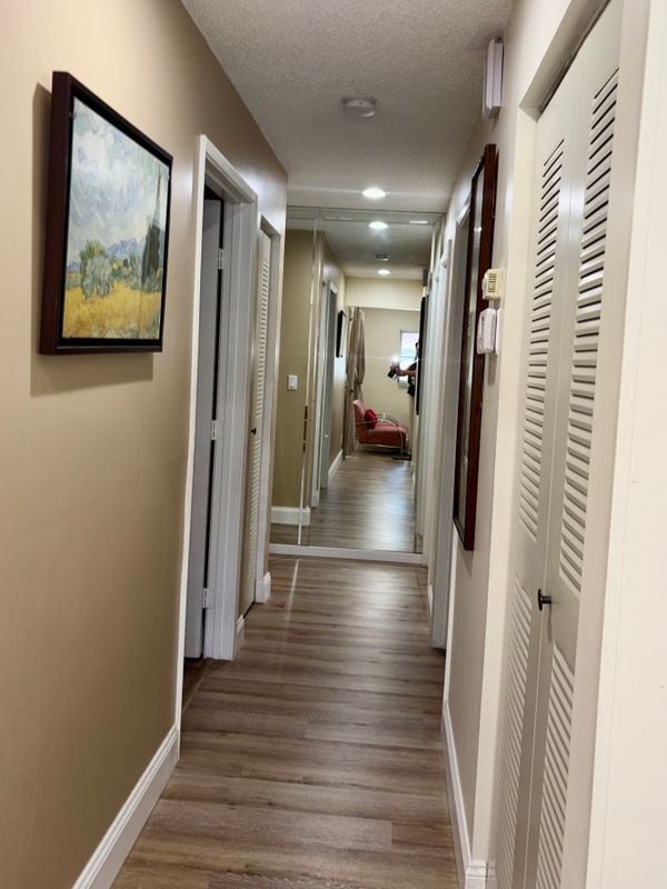 Building Photo - 8107 Summerbreeze Ln