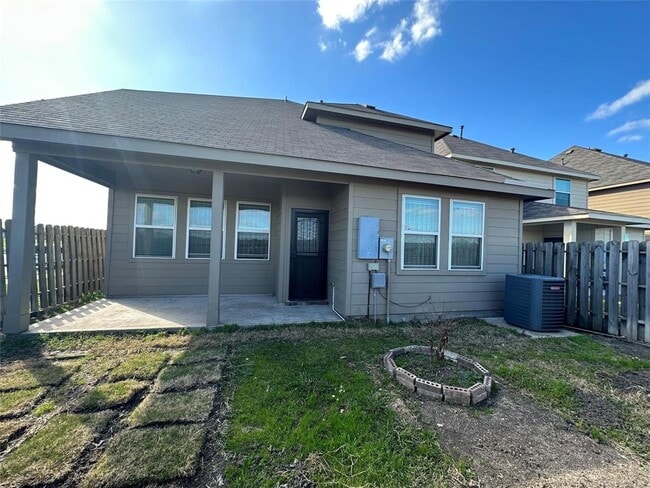 Building Photo - 7119 Ironwood Forest Dr