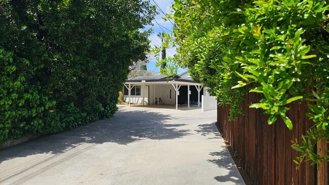 Building Photo - 20811 Tiara St