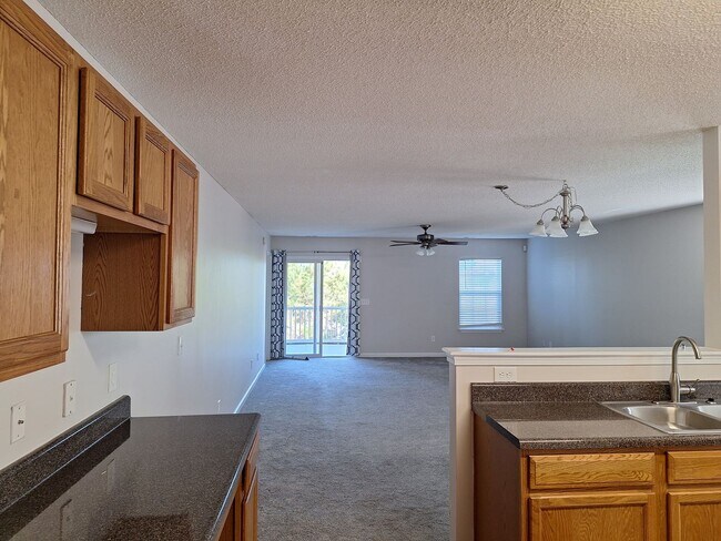 Building Photo - Marvelous Three Bedroom Home in Lake Carolina!