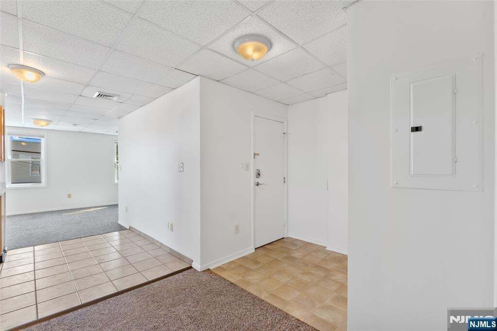 Building Photo - 275 Centre Ave