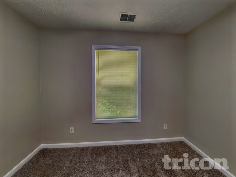 Building Photo - 5378 Fawn Ivey Ln