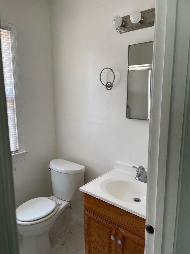 Building Photo - Wolfsnare Acres