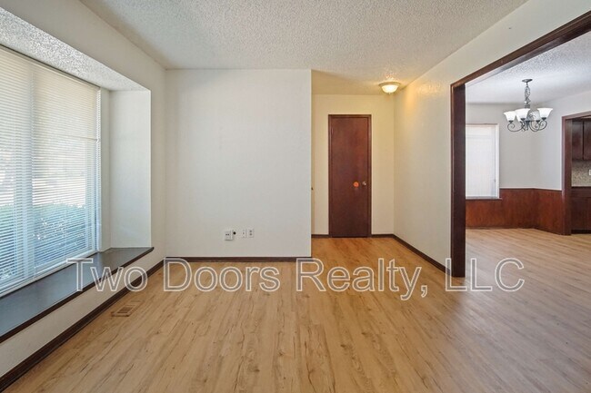 Building Photo - 6708 Elk Canyon Rd