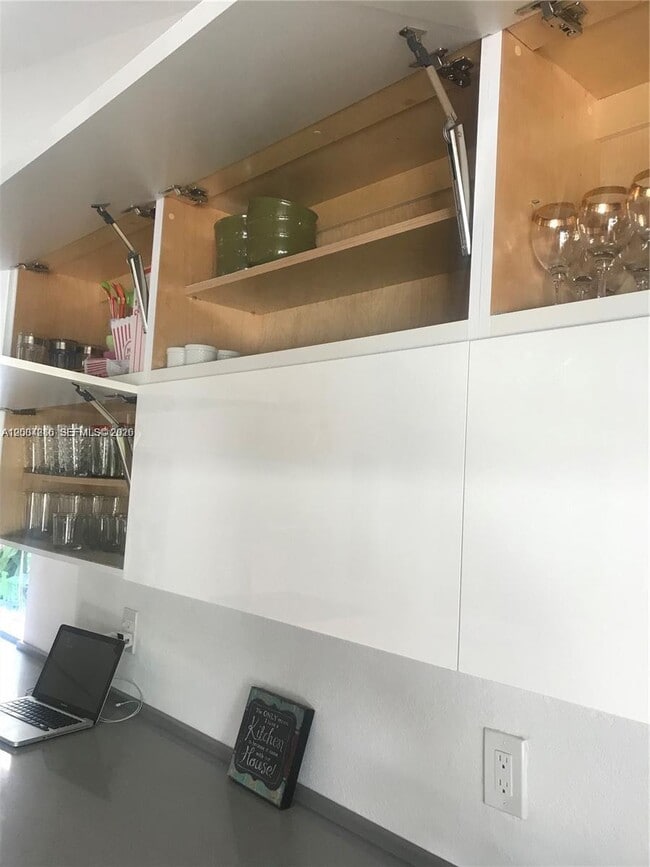 Building Photo - 13280 SW 103rd Terrace