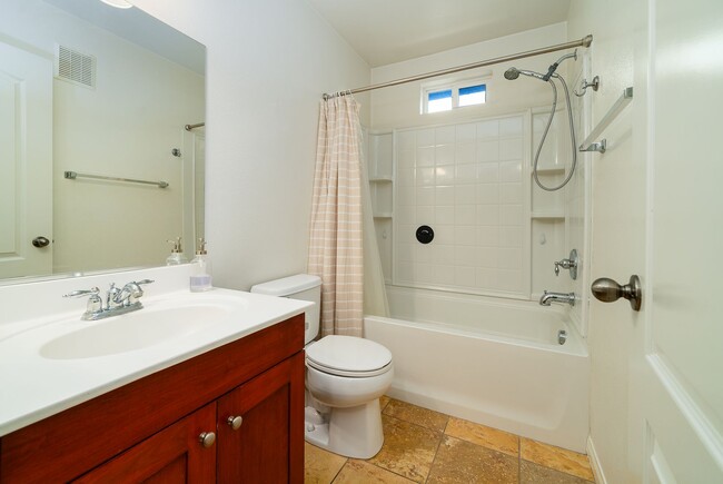 Building Photo - 3140 Trinity Bay Pl