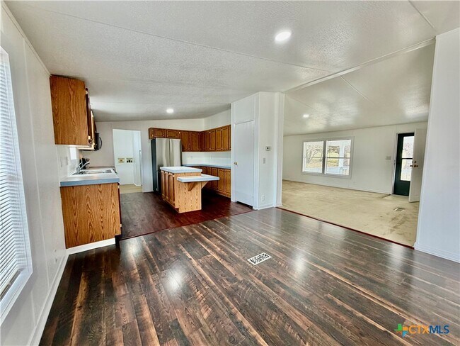 Building Photo - 831 Rolling Block Dr