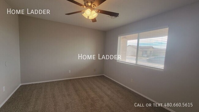 Building Photo - 10236 W Leander Dr