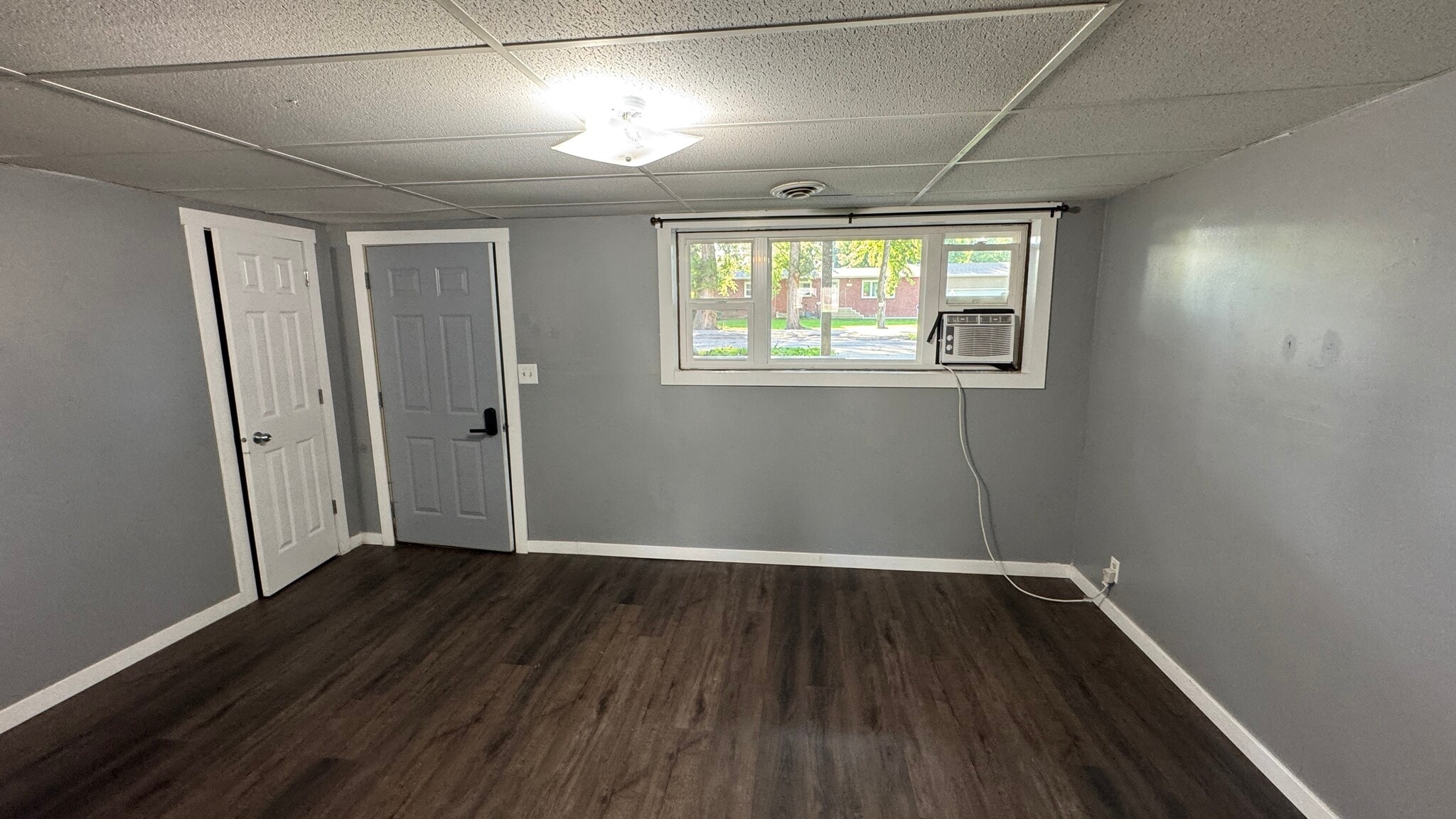 Building Photo - 511 N Platte Ave