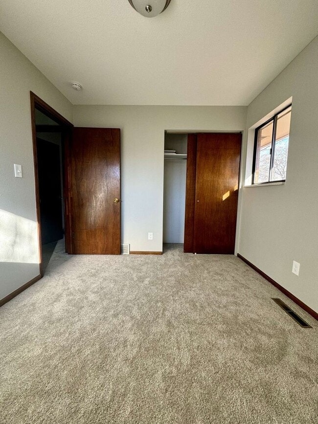 Building Photo - One-Bedroom for rent in charming single-family home located in Longmont, CO!