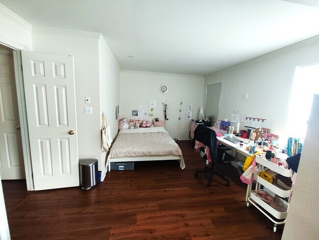 Building Photo - 110 Canterbury Ln