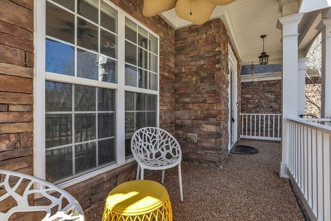 Building Photo - 3005 Coral Bell Ln