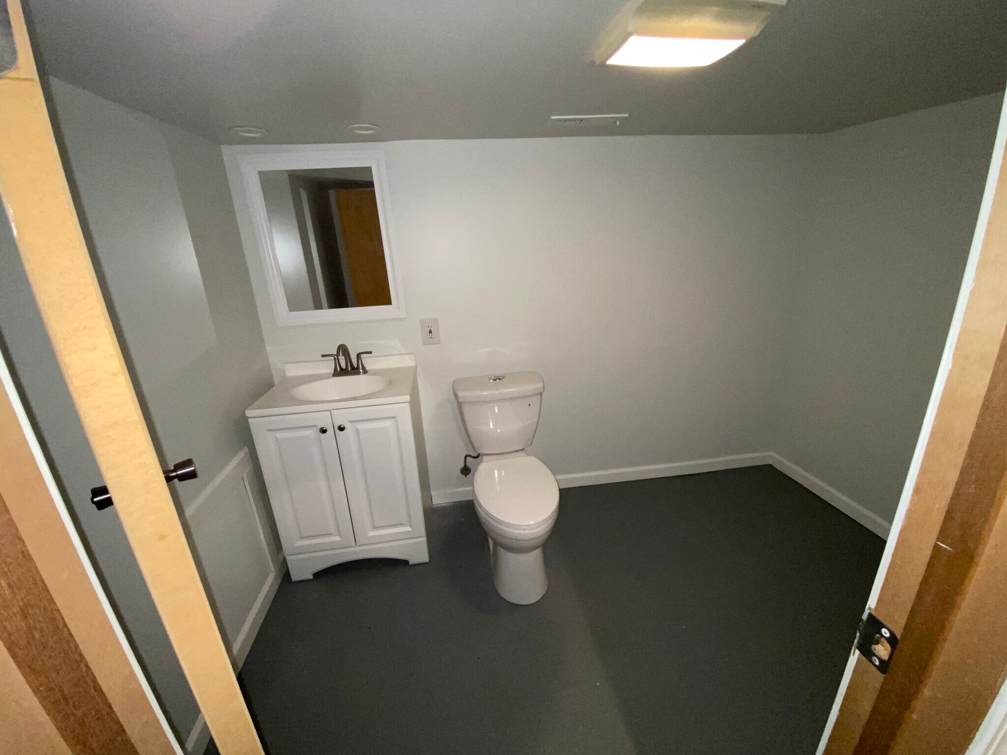 Building Photo - 1409 Highview Ave