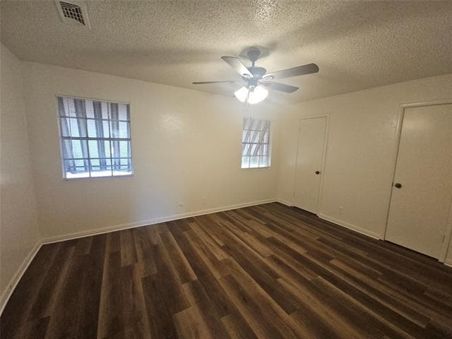 Building Photo - 2109 Fleur De Lis Ct