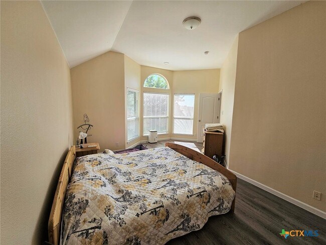Building Photo - 2253 N Ranch Estates Blvd