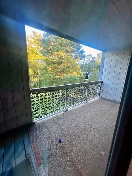 Building Photo - 301 Harbor Heights Dr