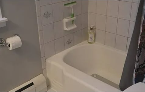 Building Photo - 434 E Berteau Ave