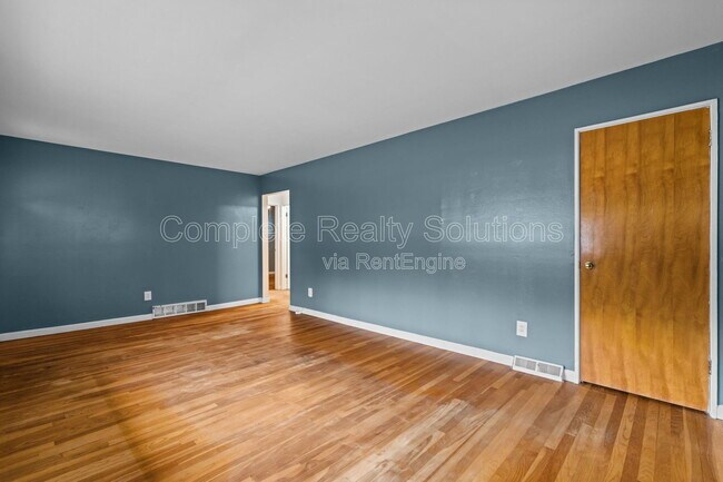 Building Photo - 1149 Walker Ave