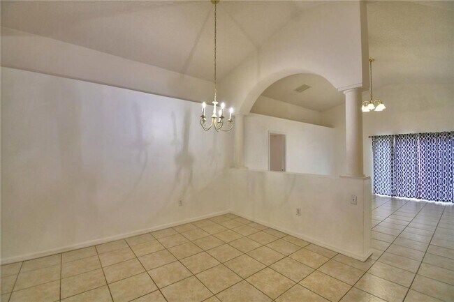 Building Photo - 662 Basingstoke Ct