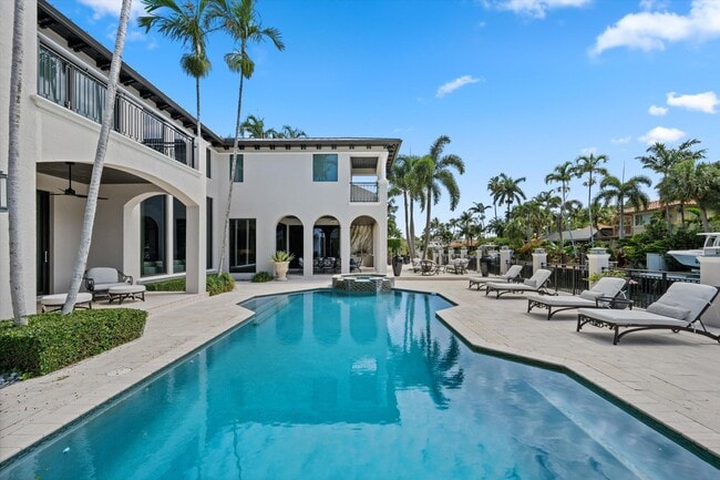 Building Photo - 7474 NE Bay Cove Ct