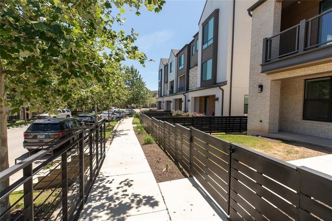 Building Photo - 4511 Unity Cir