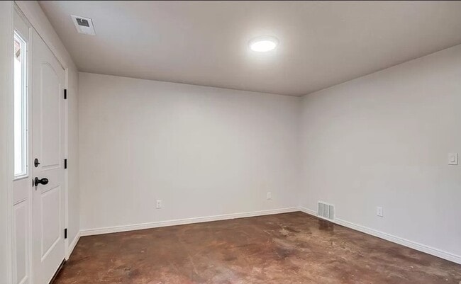 Building Photo - 1368 S 1050 W