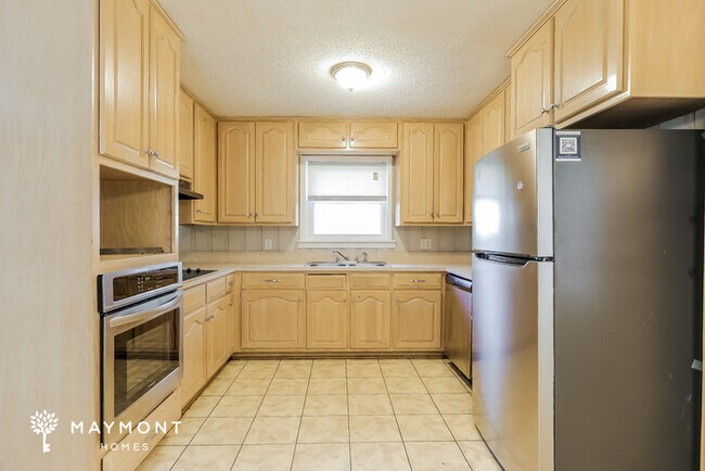 Building Photo - 8208 12th Ave S