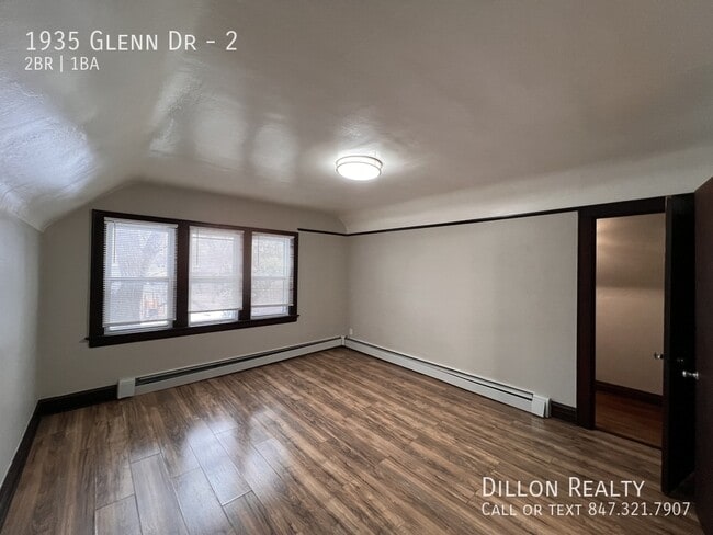 Building Photo - 1935 Glenn Dr