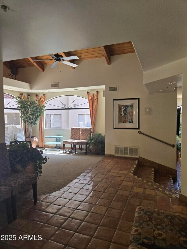 Building Photo - 5104 N 32nd St