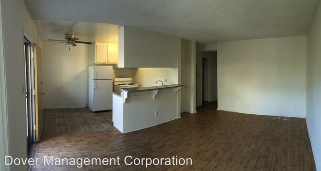 Building Photo - 2700 Ellendale Pl