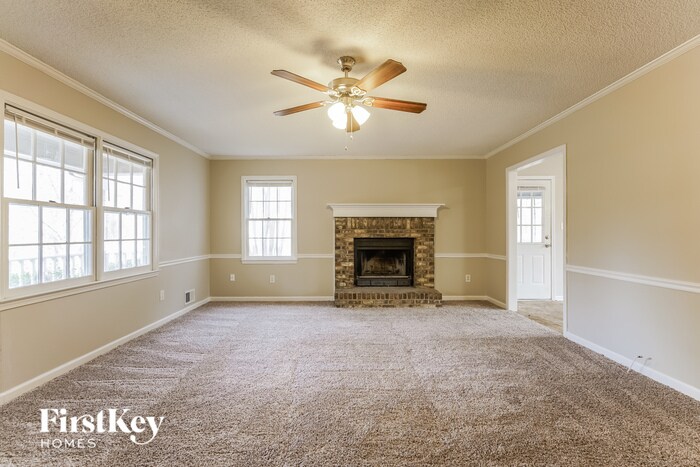 Building Photo - 273 Hollis Cir