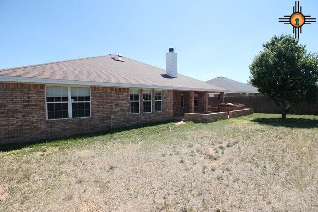 Building Photo - 2304 Reese Dr