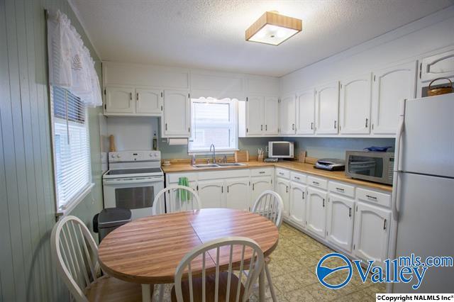 Building Photo - 4607 Rutledge Dr NW