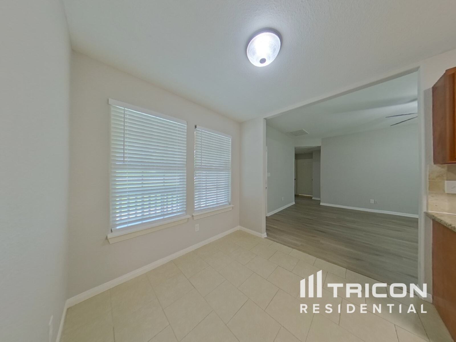 Building Photo - 10774 Royal York Dr