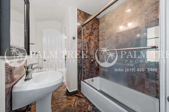 Building Photo - 522 Garfield Ave