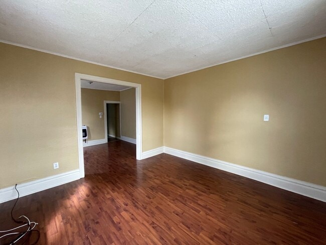 Building Photo - 3 Bedroom For Rent in Harrisburg with gas ...