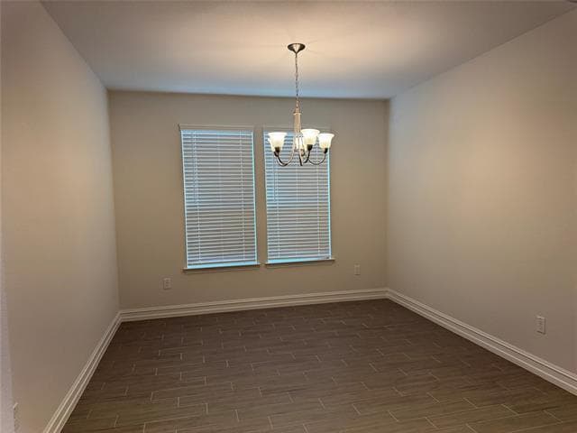 Building Photo - 2724 Southampton Dr