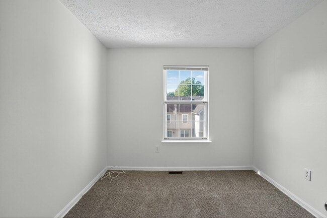 Building Photo - 3306 Brookshire Ct