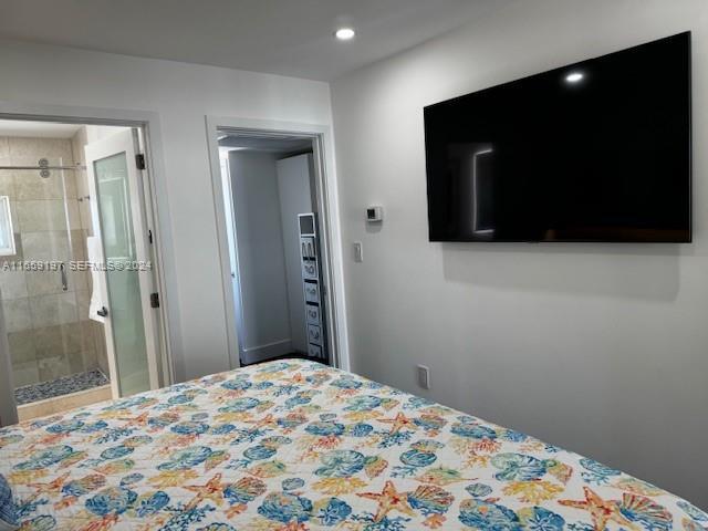 Building Photo - 5401 Collins Ave