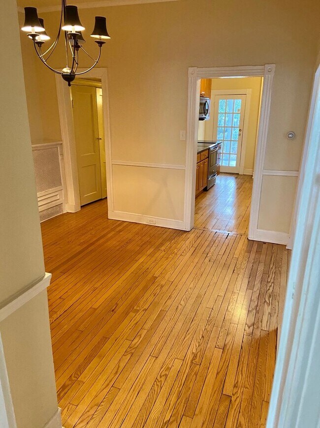 Building Photo - Conduit Street. Updated Home in Historic D...