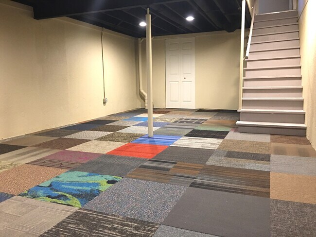 Building Photo - 2339 Rockspring Rd