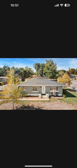 Primary Photo - 3037 Lakeside Dr