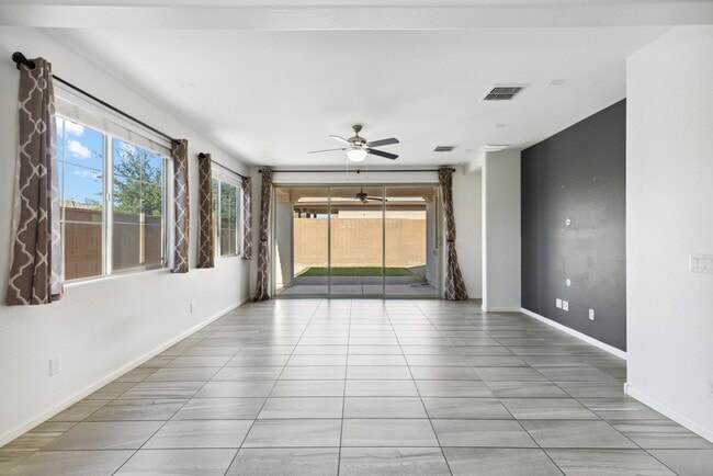 Building Photo - 4527 Volt Ln