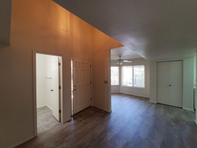 Building Photo - Three Bedroom at Green Valley Park