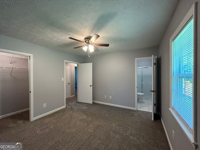 Building Photo - 8546 E Union Hill Rd