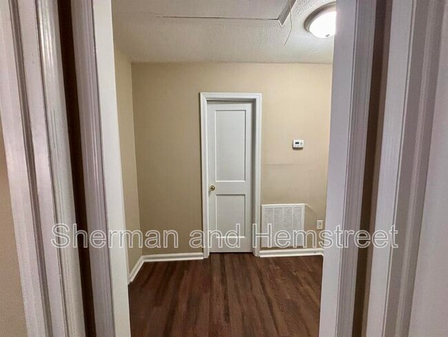 Building Photo - 2225 Bandler Rd