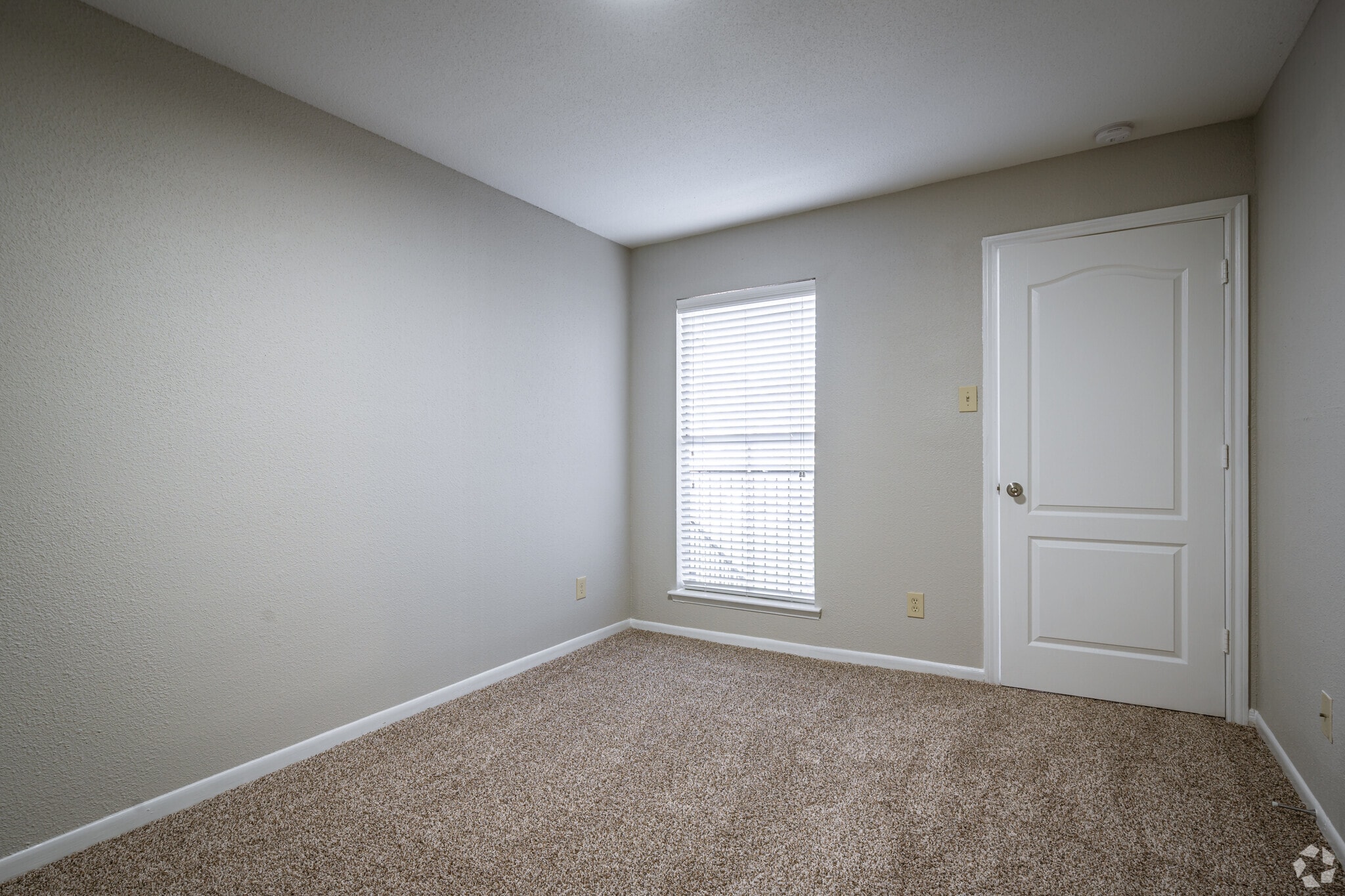 2BR, 1BA - 794SF - Reserve at 63 Sixty Three