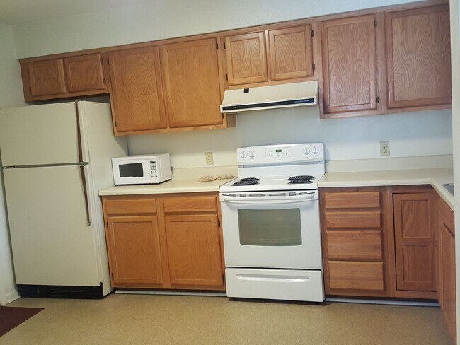 Building Photo - 113 Silverleaf Ln