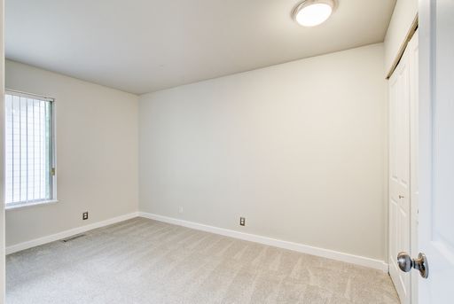 Building Photo - Spacious and Centrally Located Madison Val...